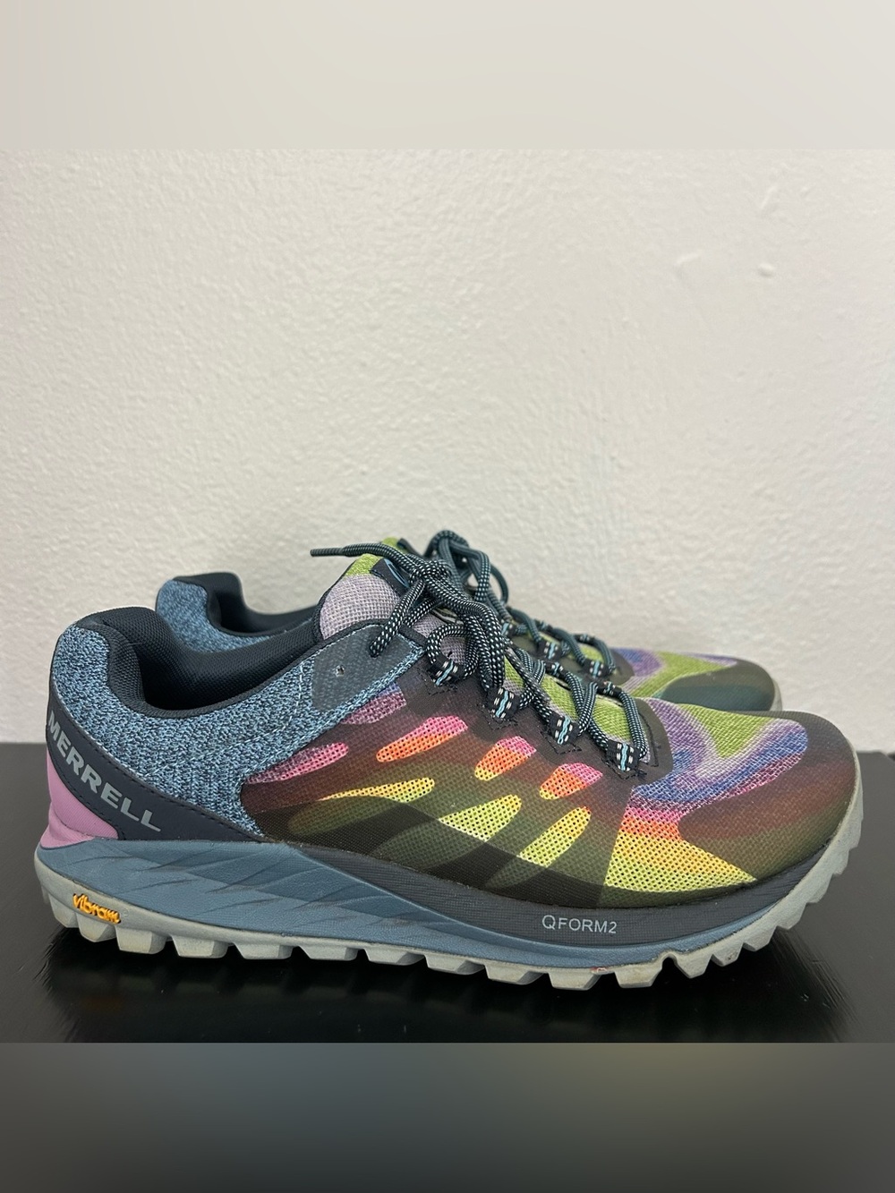 Merrell Antora 2 Trail Running Shoes Womens Size 8 Colorful Vibram Sneakers READ